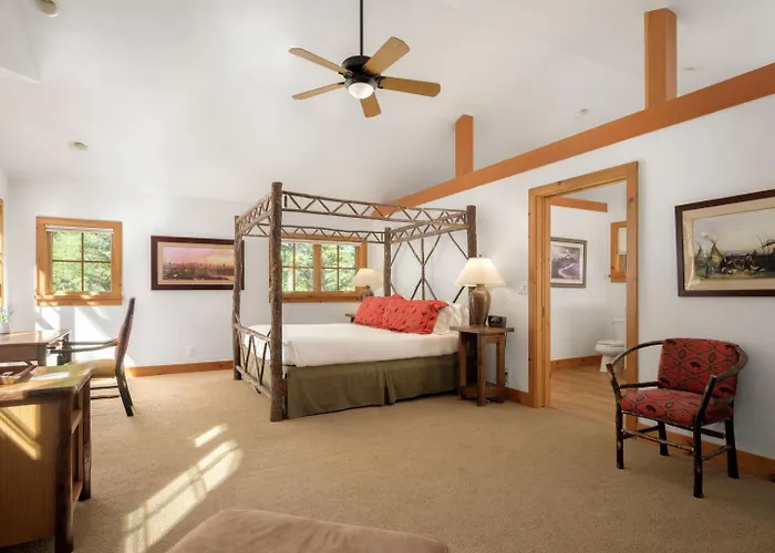 Rmr: Cottagewood House In Holiday home